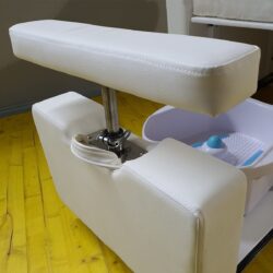 Poltrona podologica podologia spa pedicure poggiapiedi scomparsa PIRA Weelko Bianca o Grigia - immagine 11