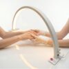 Lampada led ad arco moon per estetista onicotecnica