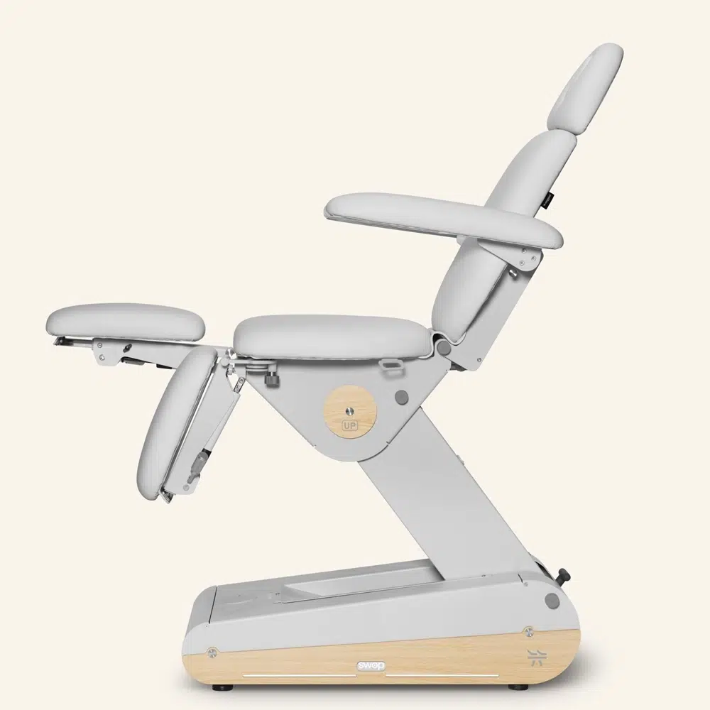 Poltrona podologia elettrica 3 motori con riscaldamento SWOP P3 UP - immagine 3