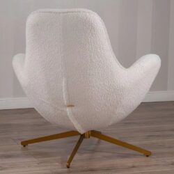 Poltrona Girevole Celestia in Tessuto Teddy Beige o Crema – Struttura in Metallo Dorato – Stile Scandinavo