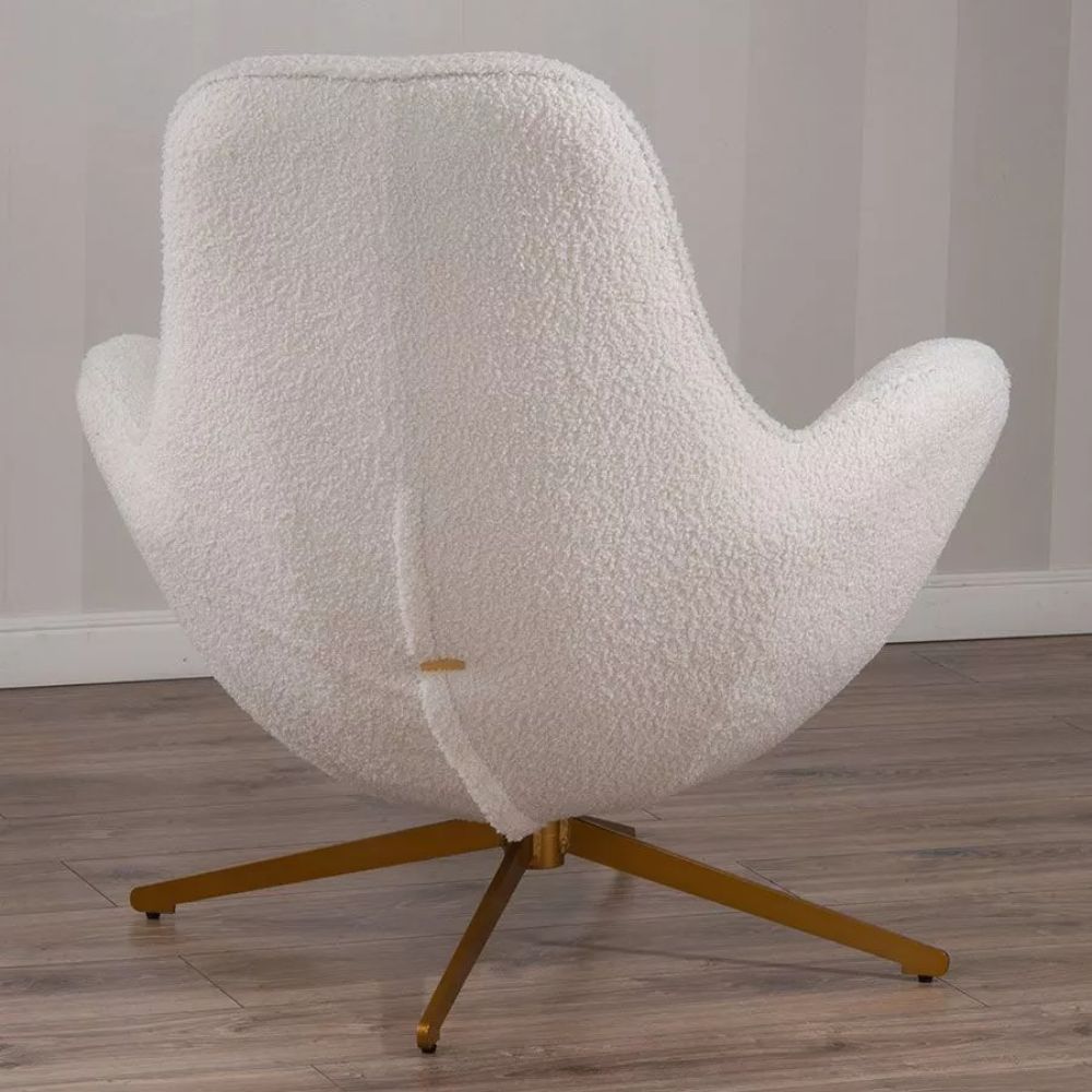 Poltrona Girevole Celestia in Tessuto Teddy Beige o Crema – Struttura in Metallo Dorato – Stile Scandinavo