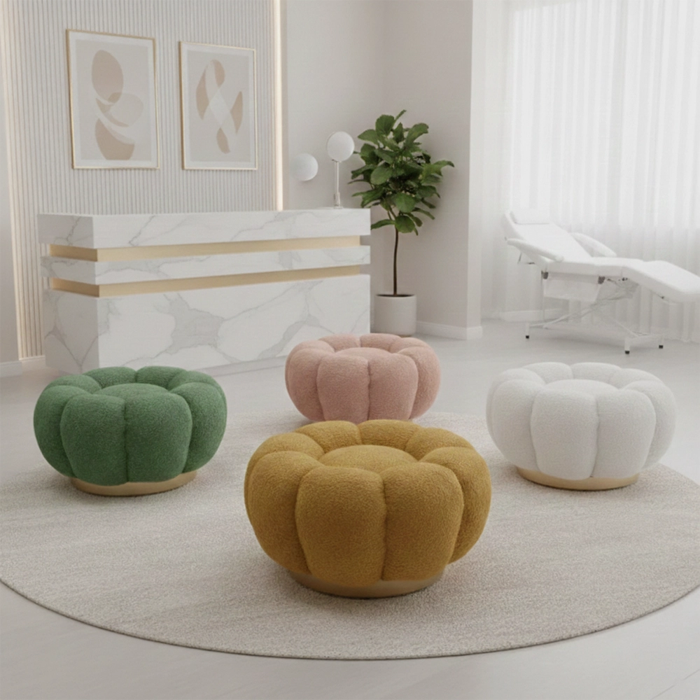 Poggiapiedi Pouf in Tessuto Teddy con Base in Metallo Dorato Tortora Crema Verde Senape Rosa - immagine 8