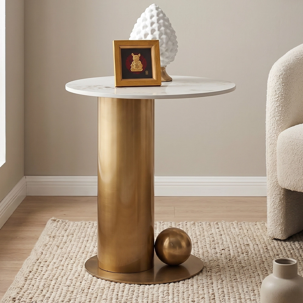tavolo rotondo da Salotto Torime Japandi con Top in Ceramica Effetto Marmo Calacatta e Struttura Oro